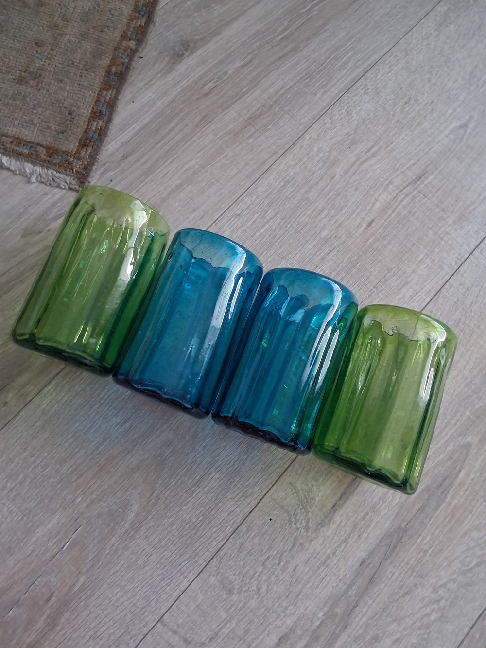 Vintage Handblown Drinking Glasses Blue and Green Bubbles - Picture 6 of 9